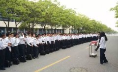 280名男生為唯一女生慶生，不要太幸福
